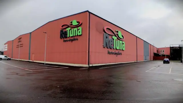 ReTuna: The world’s first secondhand shopping mall