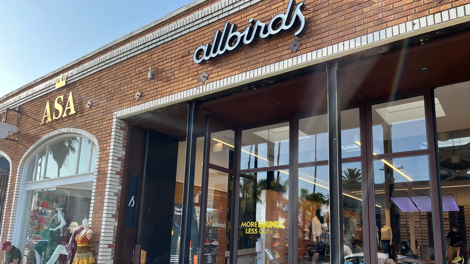 Allbirds to Close